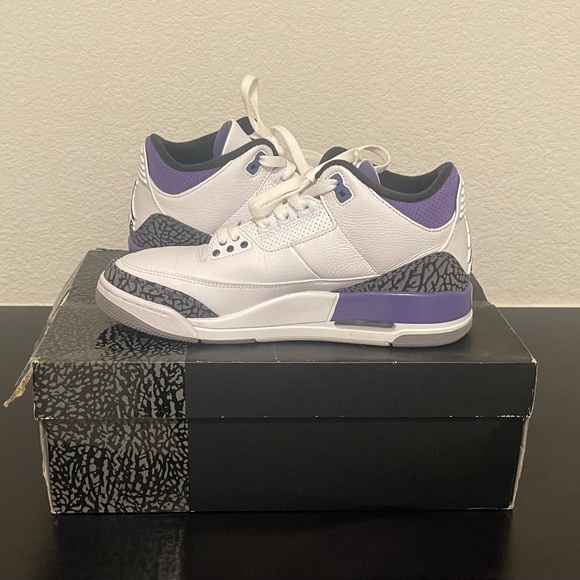 AIR JORDAN 3 RETRO DARK - Picture 2 of 5